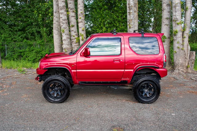 1998 Suzuki Jimny JDM car for sale — photo 7 of 10