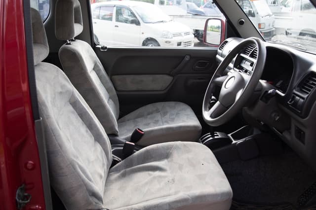 1998 Suzuki Jimny JDM car for sale — photo 10 of 10