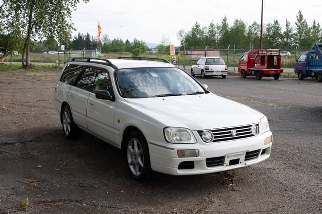 1999 Nissan Stagea JDM car for sale — photo 3 of 10