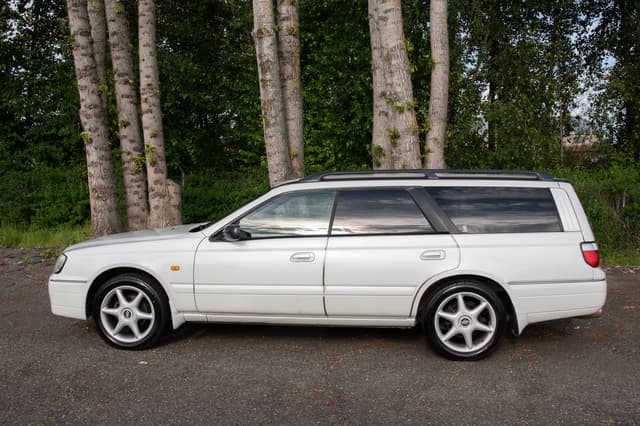 1999 Nissan Stagea JDM car for sale — photo 7 of 10