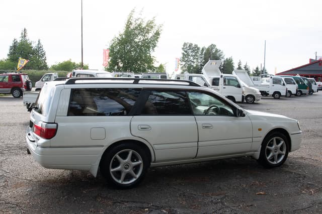 1999 Nissan Stagea JDM car for sale — photo 8 of 10
