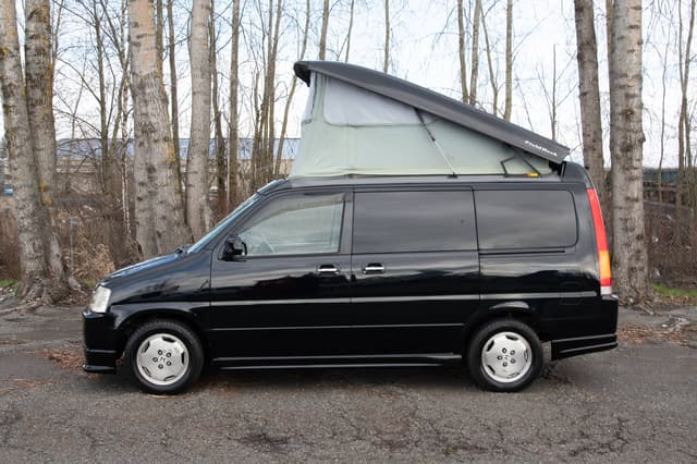 2000 Honda Step Wagon JDM car for sale — photo 7 of 10