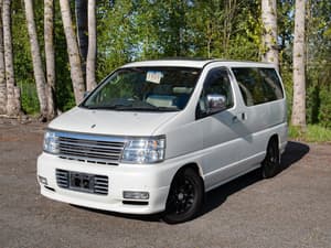2000 Nissan Elgrand JDM car for sale