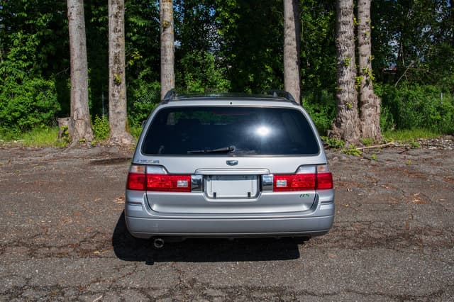 2000 Nissan Stagea JDM car for sale — photo 5 of 10