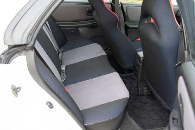 2000 Subaru Impreza WRX STI JDM car for sale — photo 9 of 10