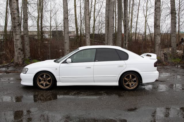 2000 Subaru Legacy JDM car for sale — photo 8 of 10