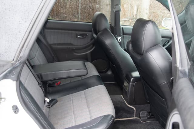 2000 Subaru Legacy JDM car for sale — photo 10 of 10