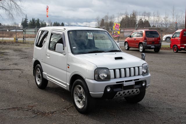 2000 Suzuki Jimny JDM car for sale — photo 3 of 10
