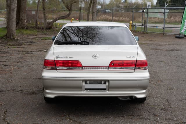 2000 Toyota Mark II JDM car for sale — photo 5 of 10