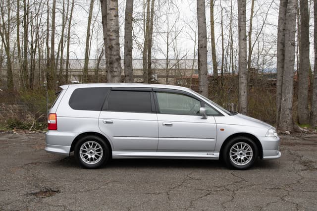 2000 Honda Odyssey JDM car for sale — photo 7 of 10
