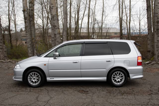 2000 Honda Odyssey JDM car for sale — photo 8 of 10