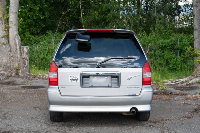 2001 Mitsubishi Chariot JDM car for sale — photo 5 of 10