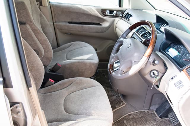 2001 Mitsubishi Chariot JDM car for sale — photo 10 of 10