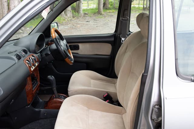 2001 Nissan March JDM car for sale — photo 10 of 10