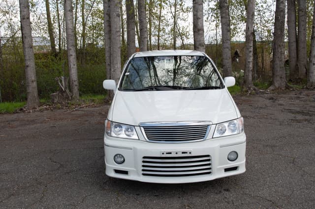 2001 Nissan Presage JDM car for sale — photo 2 of 10