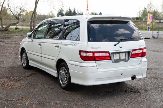 2001 Nissan Presage JDM car for sale — photo 4 of 10