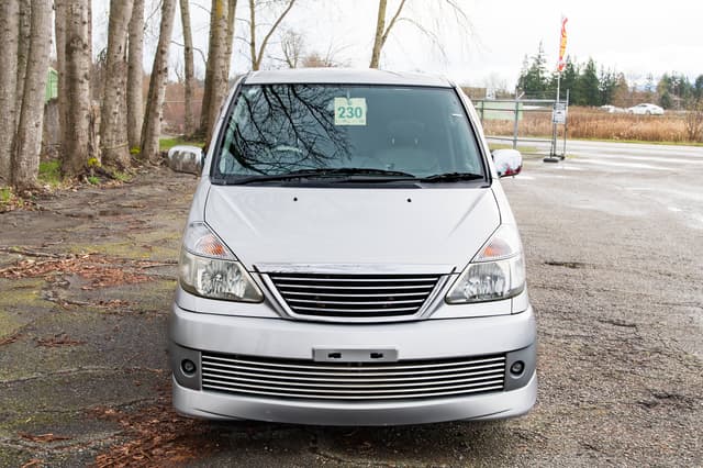 2001 Nissan Serena JDM car for sale — photo 2 of 10