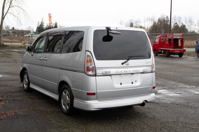 2001 Nissan Serena JDM car for sale — photo 4 of 10