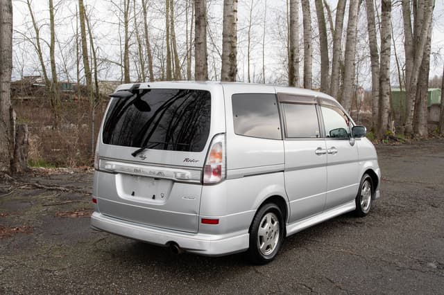 2001 Nissan Serena JDM car for sale — photo 6 of 10
