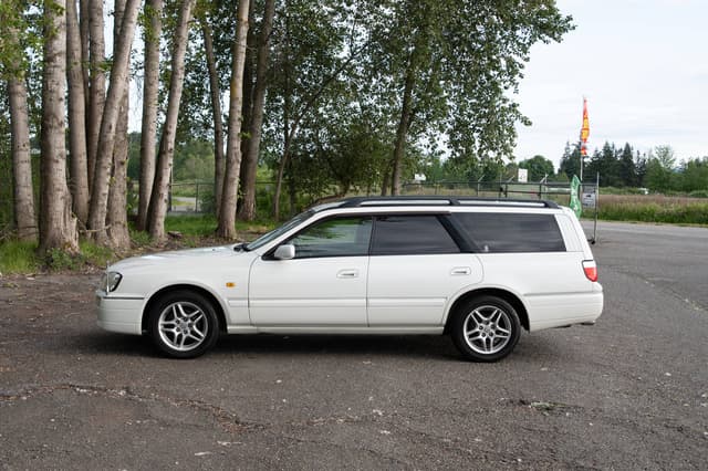 2001 Nissan Stagea JDM car for sale — photo 10 of 10