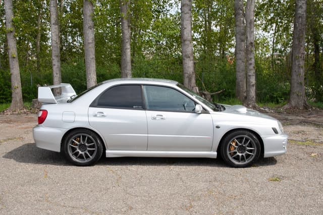 2001 Subaru Impreza WRX STI JDM car for sale — photo 8 of 10