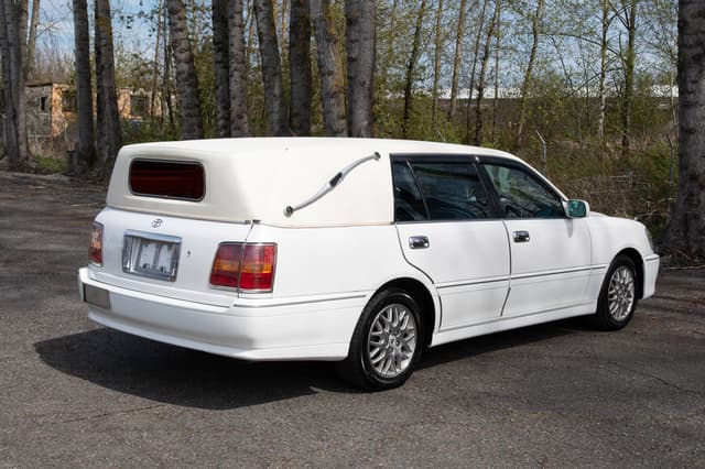 2001 Toyota Crown JDM car for sale — photo 5 of 10