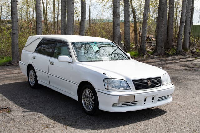 2001 Toyota Crown JDM car for sale — photo 7 of 10