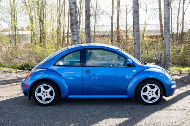 2001 Volkswagen Beetle JDM car for sale — photo 8 of 10