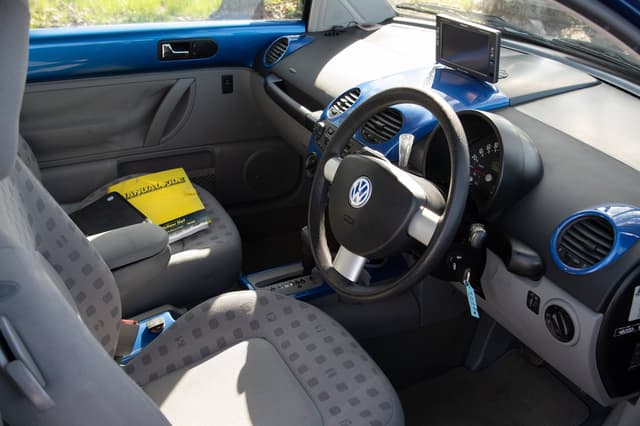 2001 Volkswagen Beetle JDM car for sale — photo 10 of 10