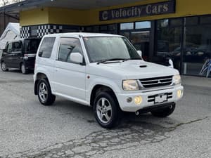 2004 Mitsubishi Pajero JDM car for sale