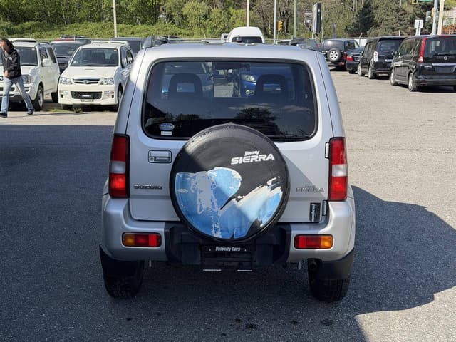 2004 Suzuki Jimny JDM car for sale — photo 6 of 10