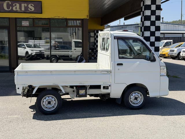2008 Daihatsu Hijet JDM car for sale — photo 8 of 10