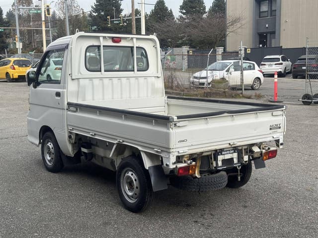 2009 Daihatsu Hijet JDM car for sale — photo 6 of 10