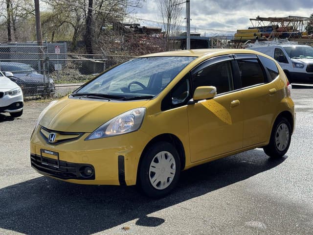2009 Honda Fit JDM car for sale — photo 3 of 10