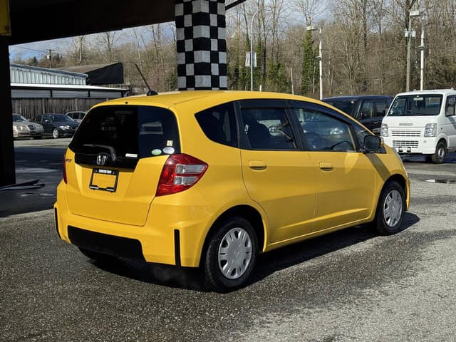 2009 Honda Fit JDM car for sale — photo 7 of 10
