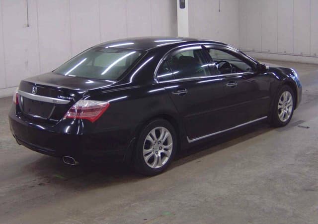 2010 Honda Legend JDM car for sale — photo 4 of 5