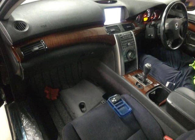 2010 Honda Legend JDM car for sale — photo 5 of 5