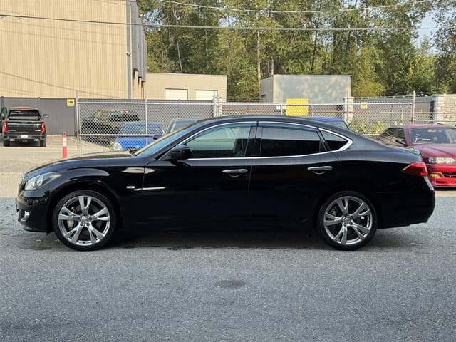 2010 Nissan Fuga JDM car for sale — photo 4 of 10
