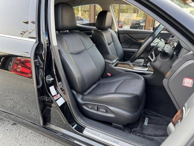 2010 Nissan Fuga JDM car for sale — photo 9 of 10