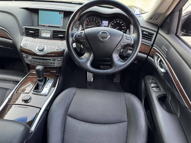 2010 Nissan Fuga JDM car for sale — photo 10 of 10