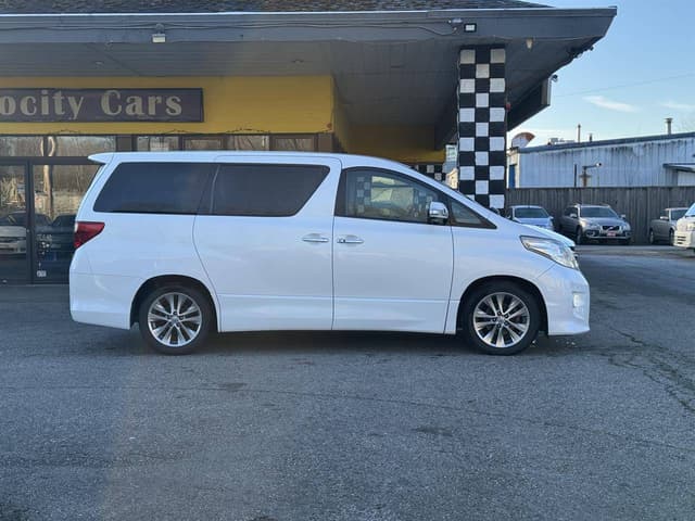 2010 Toyota Alphard JDM car for sale — photo 8 of 10