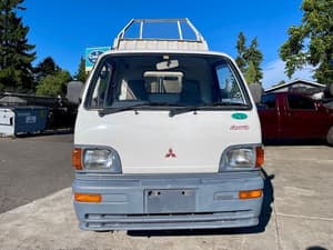 1995 Mitsubishi Minicab JDM car for sale