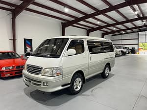 2000 Toyota HiAce JDM car for sale