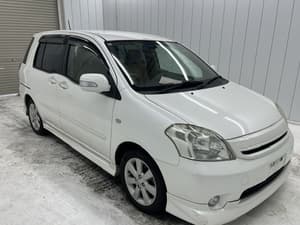 2007 Toyota Raum JDM car for sale