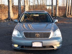 2000 Toyota Celsior JDM car for sale