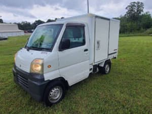 2000 Mitsubishi Minicab JDM car for sale