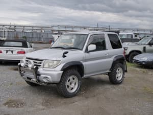 2001 Mitsubishi Pajero JDM car for sale