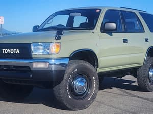 1996 Toyota Hilux Surf JDM car for sale