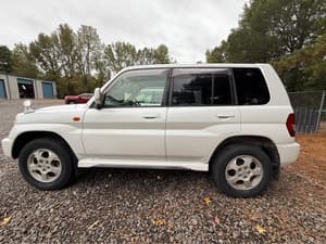 2000 Mitsubishi Pajero JDM car for sale