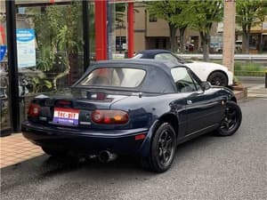 1997 Mazda Roadster (Eunos Roadster / MX-5) JDM car for sale